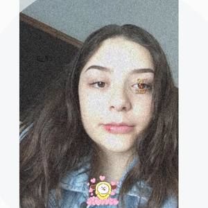 Meet your Posher, Nia